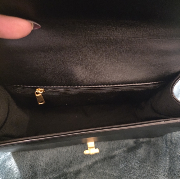 Ebony & Ivory Rivet Bag - Picture 7 of 7